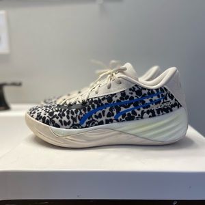 Puma All Pro 10.5 basketball MB Melo Jordan Nike air max zoom hoops adidas lot